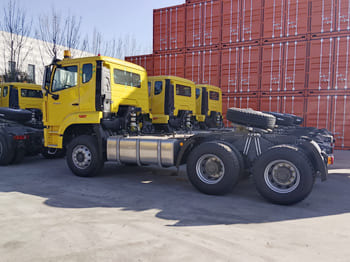 SINOTRUK Sino Howo Truck for Sale in Philippine - Тягач: фото 4 SINOTRUK Sino Howo Truck for Sale in Philippine - Тягач: фото 4