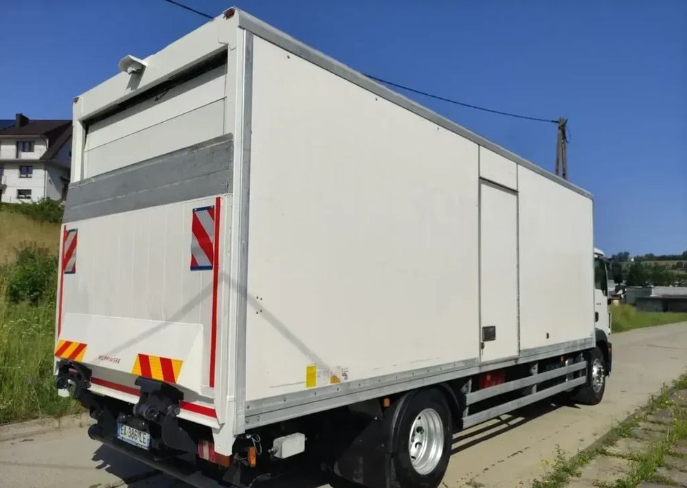 MAN TGM 18.290 kontener , winda - Грузовик с закрытым кузовом: фото 2 MAN TGM 18.290 kontener , winda - Грузовик с закрытым кузовом: фото 2