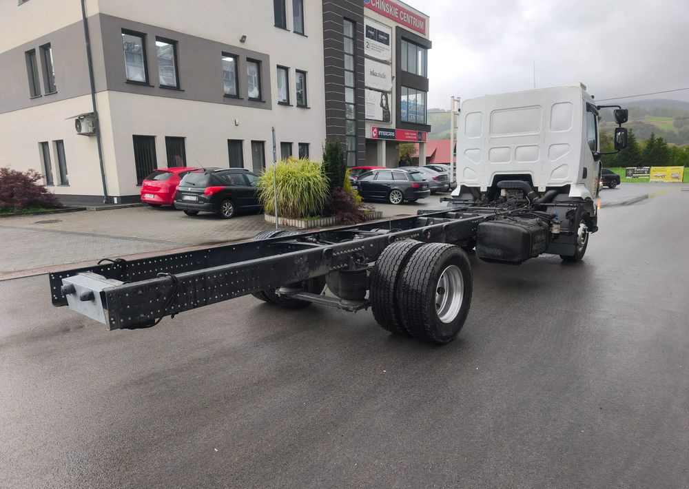 Renault Midlum 220.14 220.16 rama do zabudowy poduszka - Грузовик-шасси: фото 3 Renault Midlum 220.14 220.16 rama do zabudowy poduszka - Грузовик-шасси: фото 3