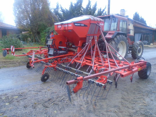 Kuhn MEGANT 600 - Сеялка: фото 3 Kuhn MEGANT 600 - Сеялка: фото 3