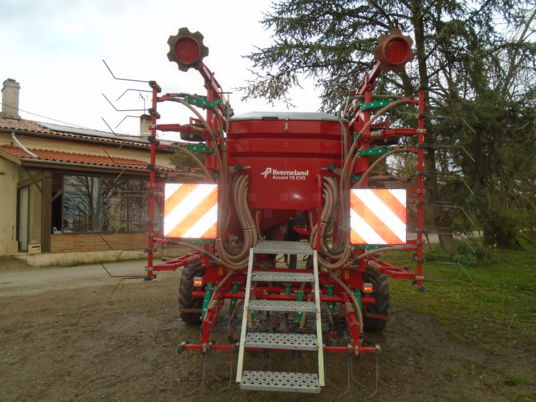 Kverneland TS EVO 6000 - Посевной комплекс: фото 5 Kverneland TS EVO 6000 - Посевной комплекс: фото 5