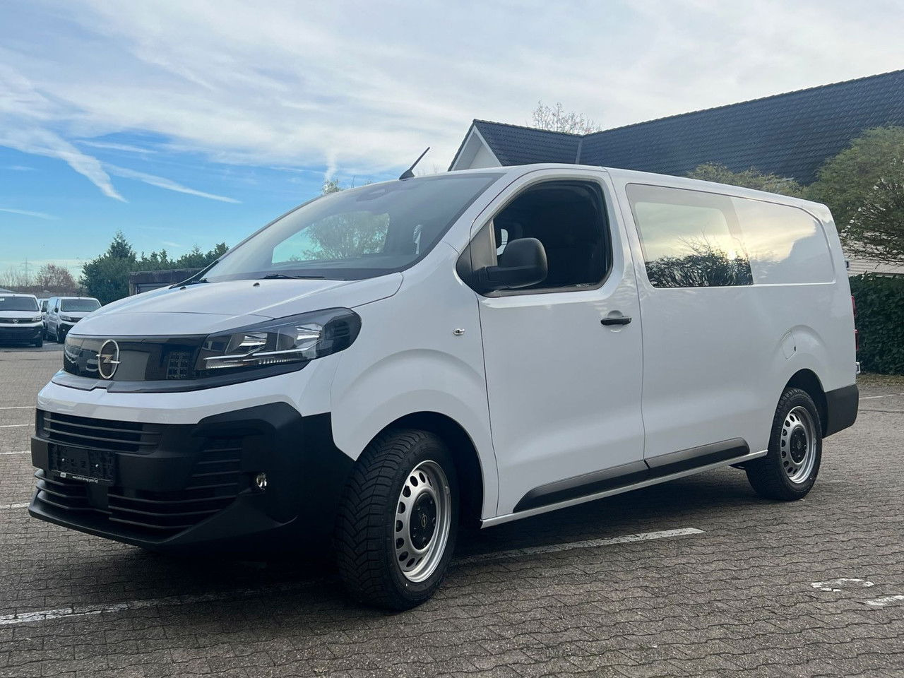 Opel Vivaro Flex L3 6 Sitze Allwetter AHK Rückfahrka - Легковой фургон: фото 2 Opel Vivaro Flex L3 6 Sitze Allwetter AHK Rückfahrka - Легковой фургон: фото 2