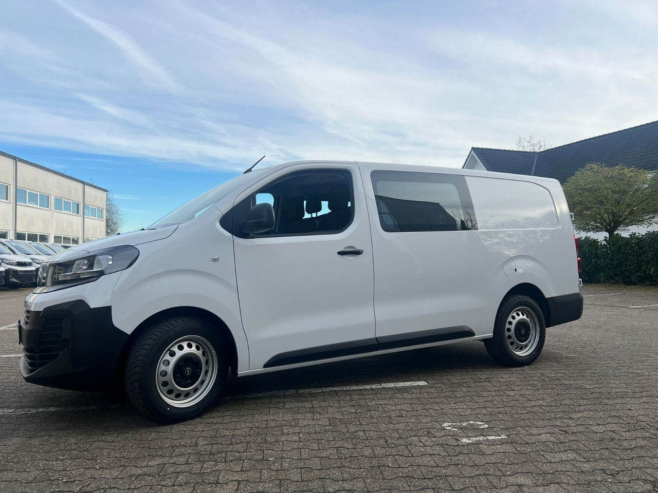 Opel Vivaro Flex L3 6 Sitze Allwetter AHK Rückfahrka - Легковой фургон: фото 3 Opel Vivaro Flex L3 6 Sitze Allwetter AHK Rückfahrka - Легковой фургон: фото 3