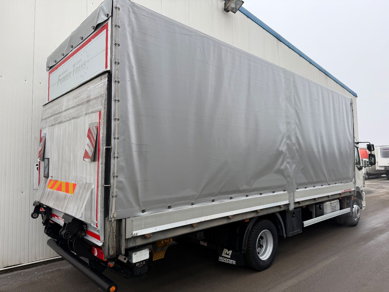 DAF LF 260 2T LBW TÜV neu - Тентованный грузовик: фото 4 DAF LF 260 2T LBW TÜV neu - Тентованный грузовик: фото 4