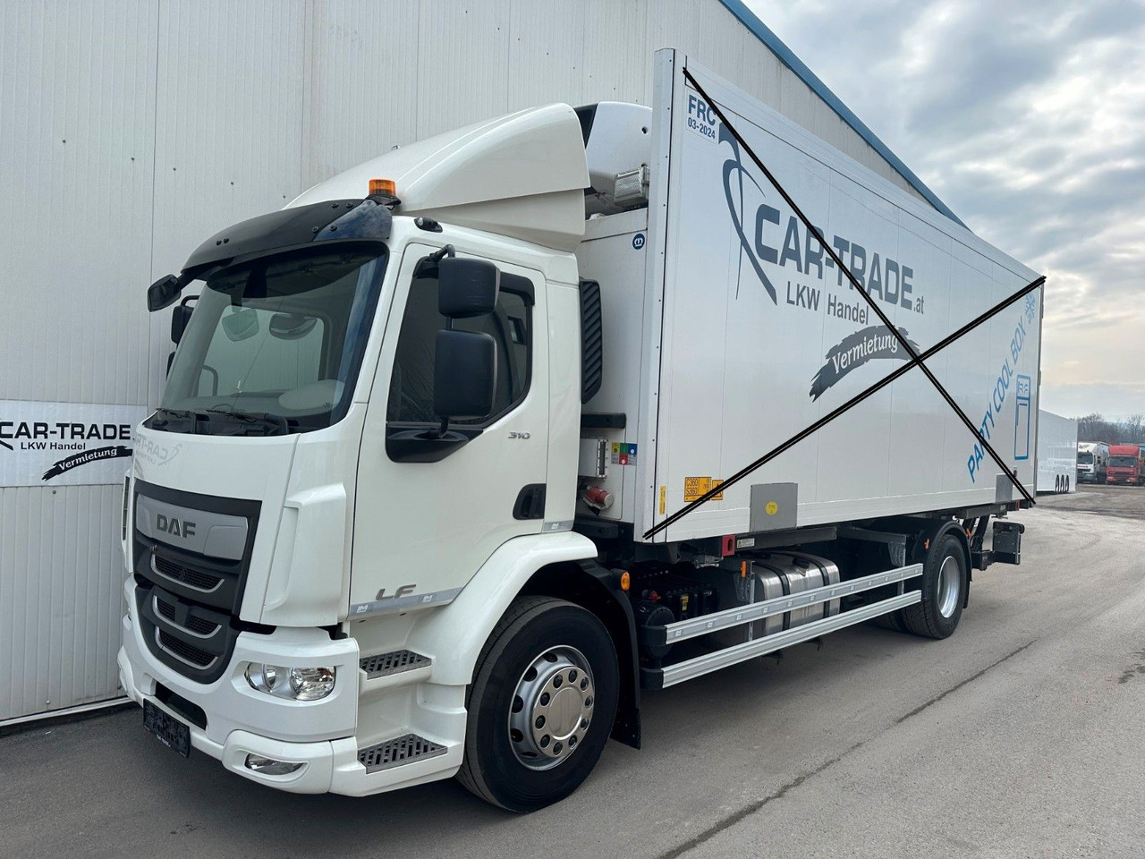 DAF LF 310 8G LBW Bär2T 3J-Garatnie DAF LF 310 8G LBW Bär2T 3J-Garatnie - Грузовик-контейнеровоз/ Сменный кузов: фото 3 DAF LF 310 8G LBW Bär2T 3J-Garatnie DAF LF 310 8G LBW Bär2T 3J-Garatnie - Грузовик-контейнеровоз/ Сменный кузов: фото 3