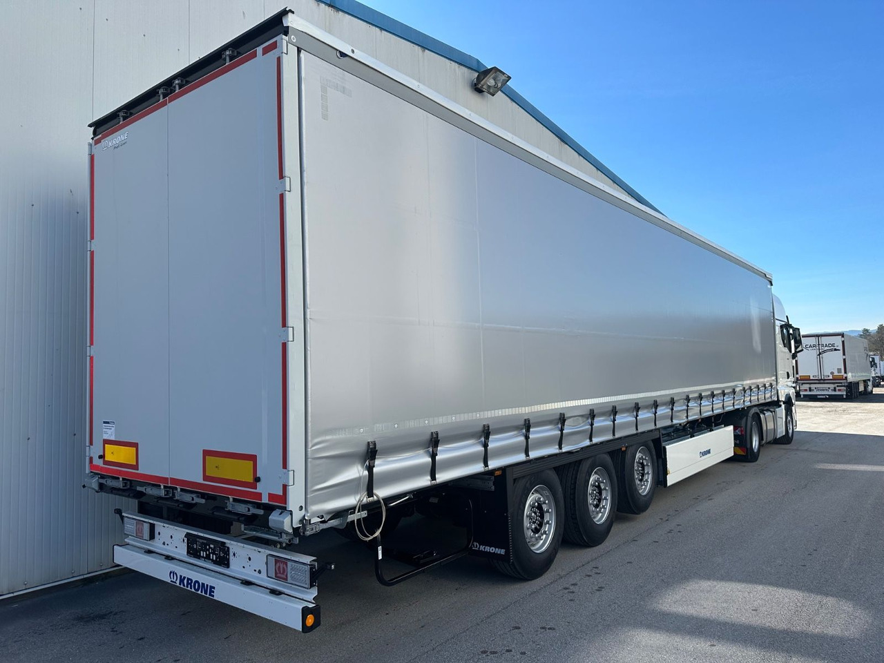 Krone SDP27 Lift/Pal-Kast/Alulatten Krone SDP27 Lift/Pal-Kast/Alulatten 5STK - Тентованный полуприцеп: фото 3 Krone SDP27 Lift/Pal-Kast/Alulatten Krone SDP27 Lift/Pal-Kast/Alulatten 5STK - Тентованный полуприцеп: фото 3