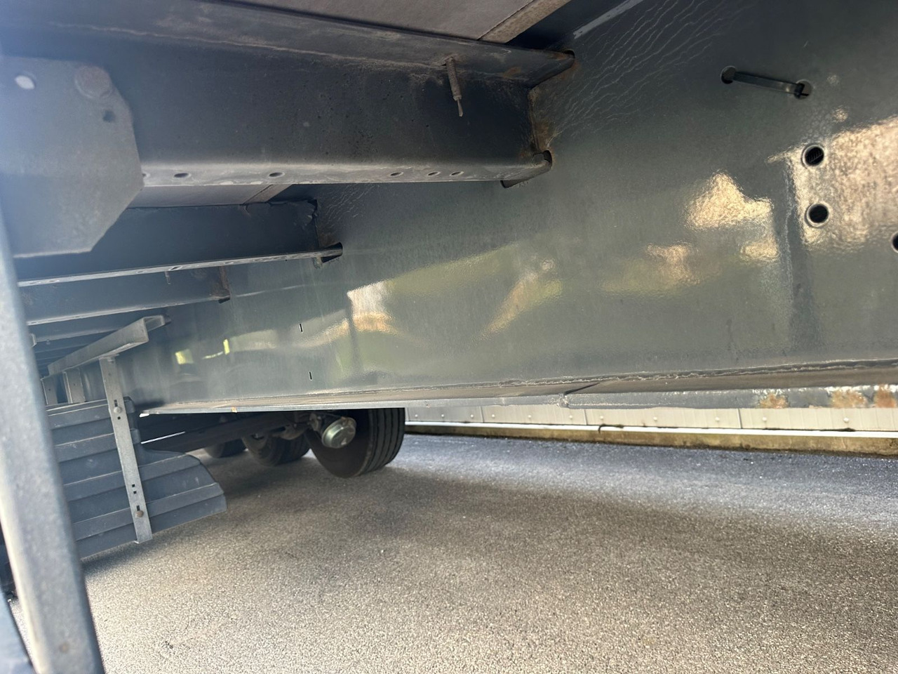 Schwarzmüller S Bordwand Lift XL_Code Standard - Тентованный полуприцеп: фото 5 Schwarzmüller S Bordwand Lift XL_Code Standard - Тентованный полуприцеп: фото 5