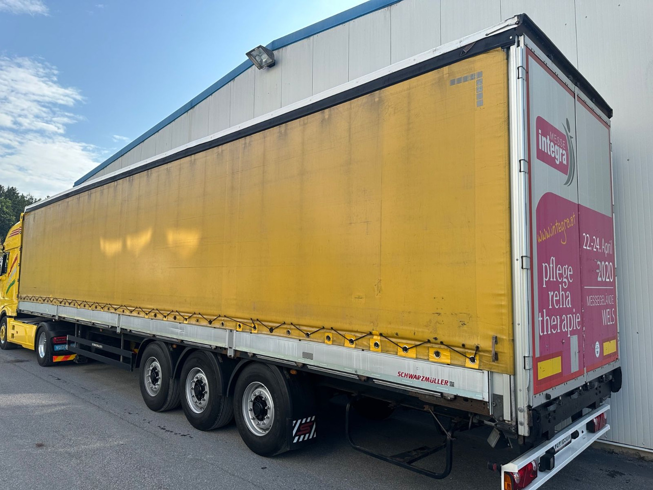 Schwarzmüller S Bordwand Lift XL_Code Standard - Тентованный полуприцеп: фото 4 Schwarzmüller S Bordwand Lift XL_Code Standard - Тентованный полуприцеп: фото 4