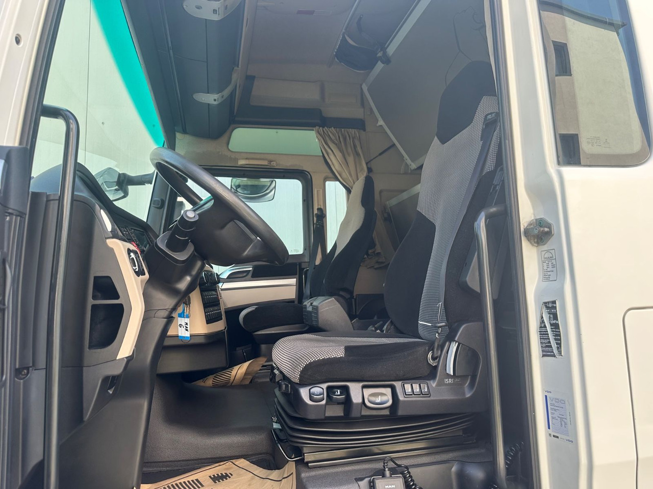 MAN TGX 18.460 XXL Intarder/Standklima - Тягач: фото 5 MAN TGX 18.460 XXL Intarder/Standklima - Тягач: фото 5