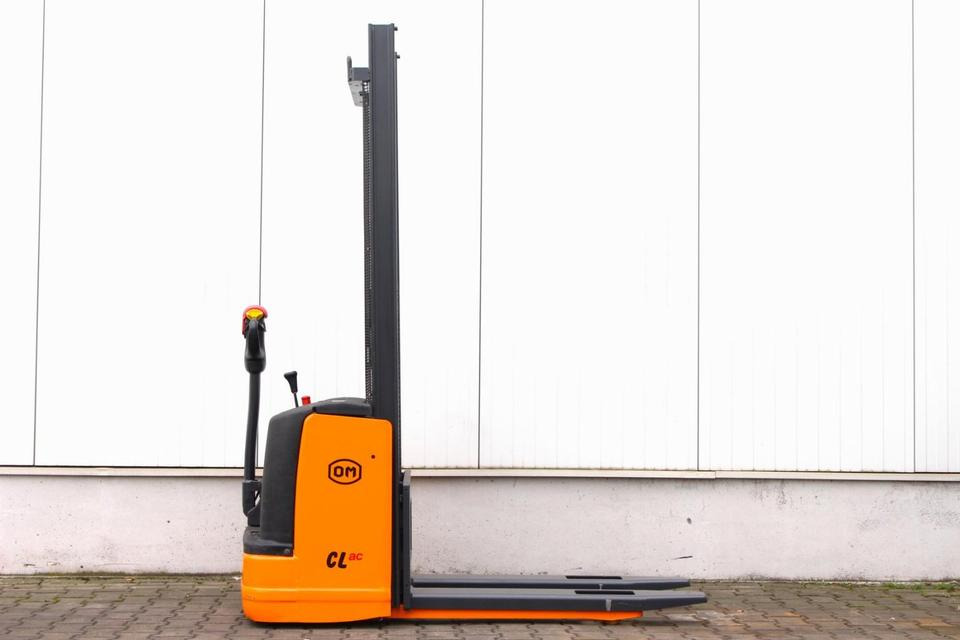 OM CL10,5ac - Batterie NEU - Штабелер: фото 2 OM CL10,5ac - Batterie NEU - Штабелер: фото 2