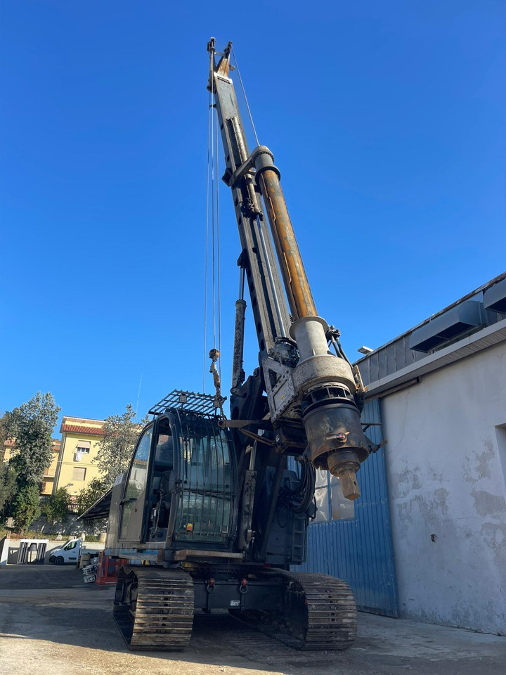 TESCAR CF8 PLUS - Буровая машина: фото 2 TESCAR CF8 PLUS - Буровая машина: фото 2