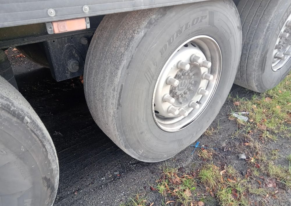 Krone SD - Тентованный полуприцеп: фото 3 Krone SD - Тентованный полуприцеп: фото 3