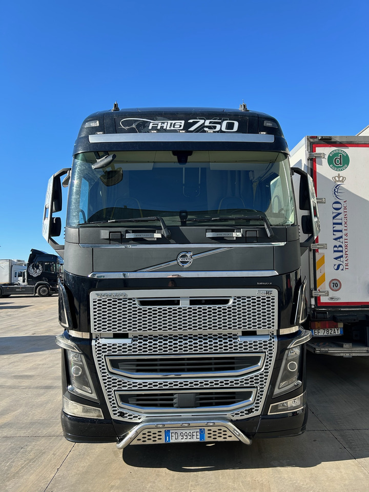 VOLVO FH 750 - Рефрижератор: фото 4 VOLVO FH 750 - Рефрижератор: фото 4