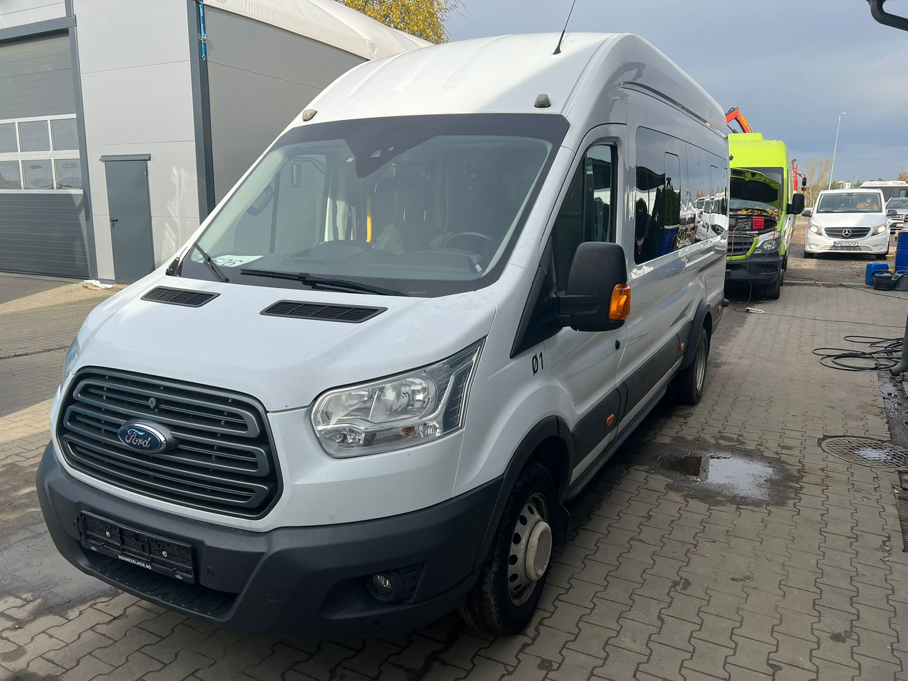 FORD TRANSIT - Микроавтобус, Пассажирский фургон: фото 1 FORD TRANSIT - Микроавтобус, Пассажирский фургон: фото 1