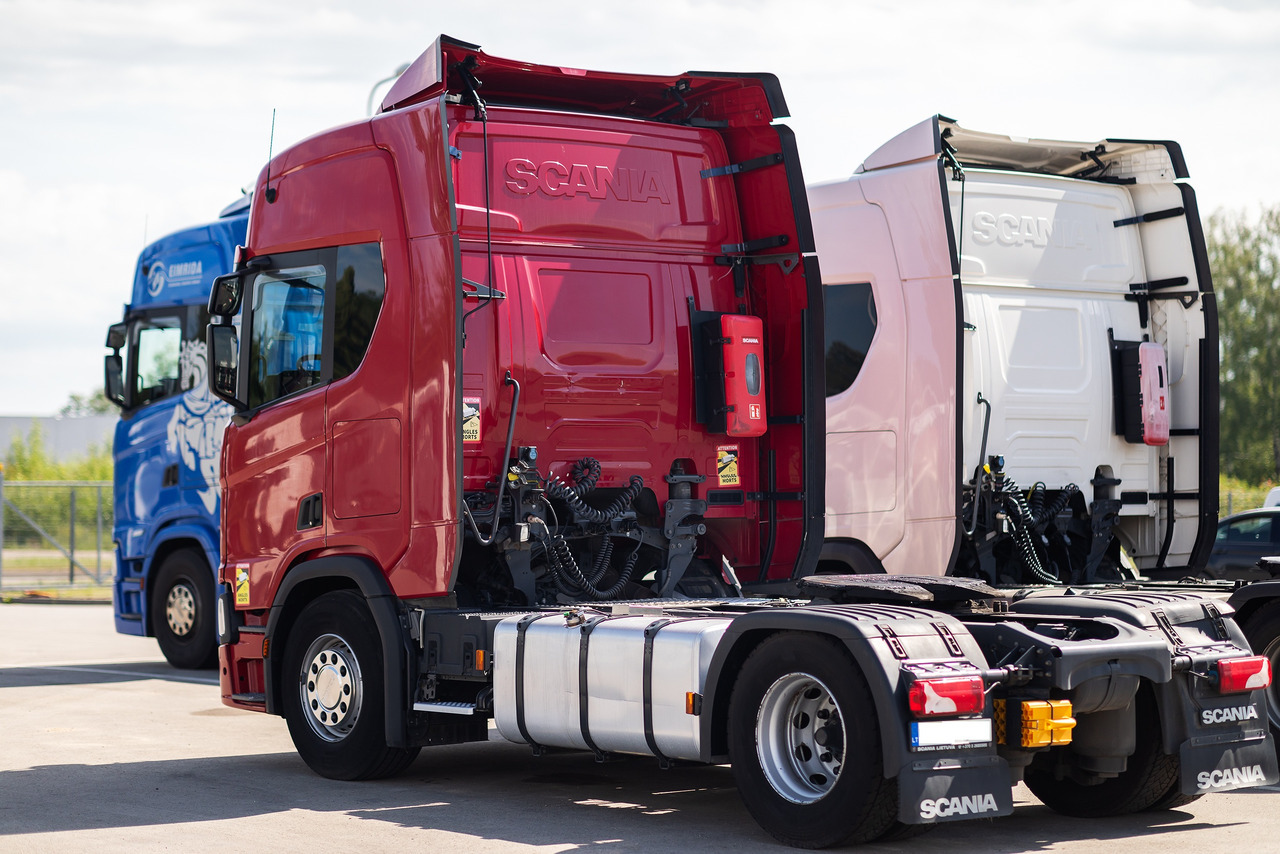 SCANIA R450 - Тягач: фото 3 SCANIA R450 - Тягач: фото 3