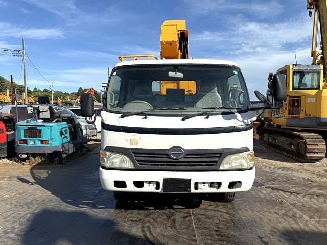 Грузовик с подъемником TADANO BT-200-2: фото 8 Грузовик с подъемником TADANO BT-200-2: фото 8