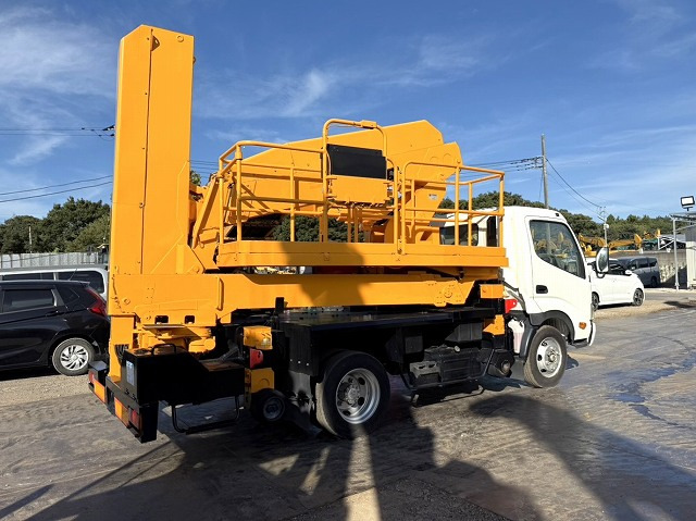 TADANO BT-200-2 - Грузовик с подъемником: фото 5 TADANO BT-200-2 - Грузовик с подъемником: фото 5