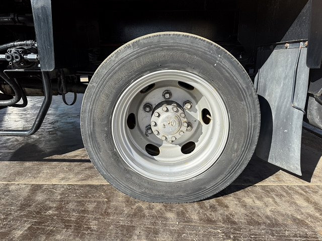 Грузовик с подъемником TADANO BT-200-2: фото 17 Грузовик с подъемником TADANO BT-200-2: фото 17