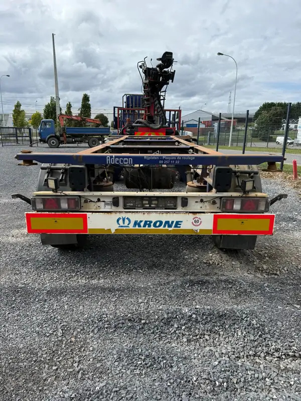 Krone AZ *BDF*2 essieux* - Прицеп-контейнеровоз/ Сменный кузов: фото 4 Krone AZ *BDF*2 essieux* - Прицеп-контейнеровоз/ Сменный кузов: фото 4