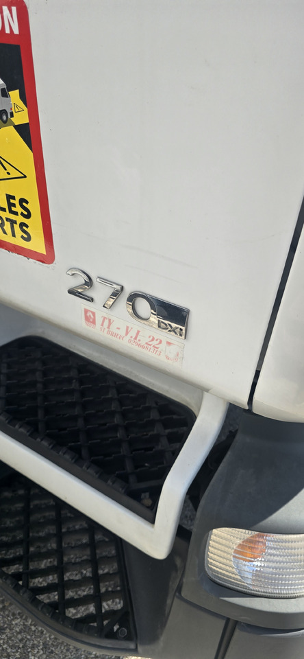 RENAULT - Рефрижератор: фото 4 RENAULT - Рефрижератор: фото 4