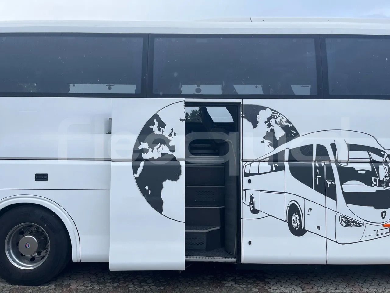 Туристический автобус Irizar Scania: фото 16