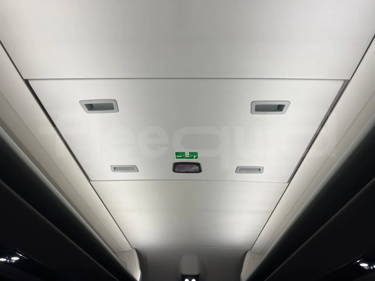 Туристический автобус Irizar i6: фото 31