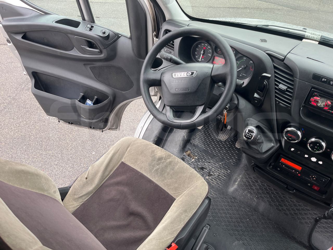 Пригородный автобус Iveco Daily: фото 16