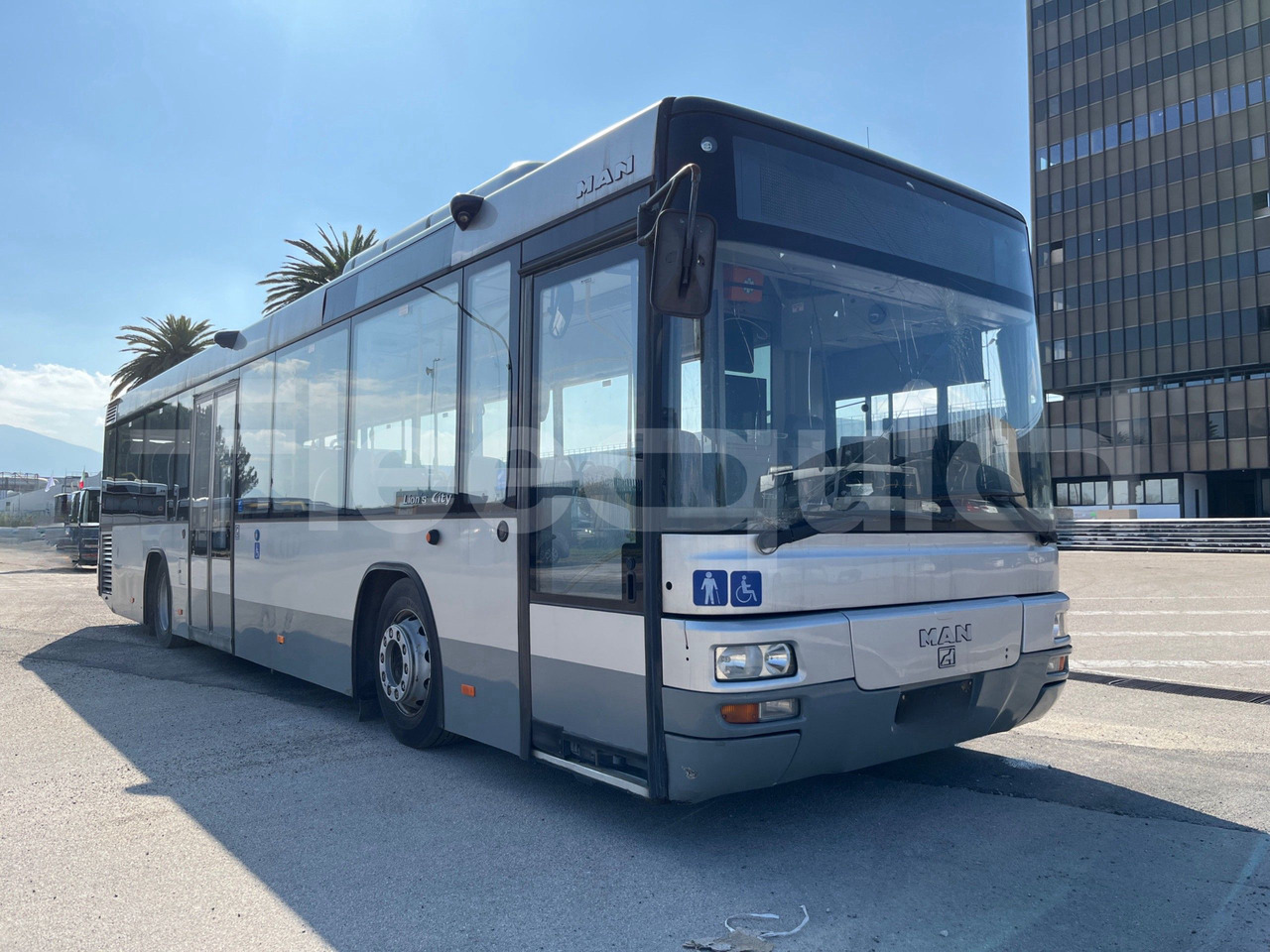 Man Lion's Classic - Пригородный автобус: фото 1 Man Lion's Classic - Пригородный автобус: фото 1