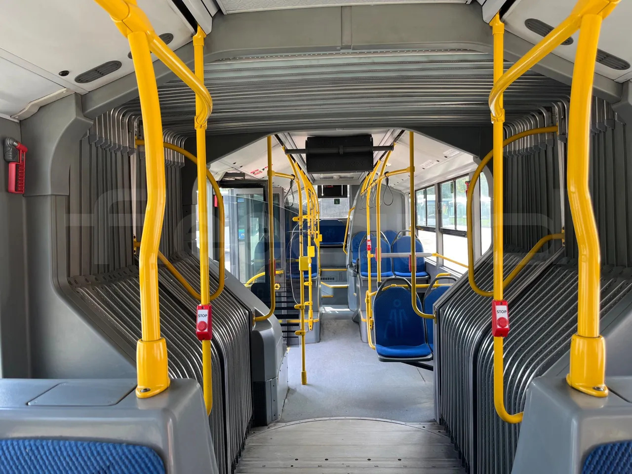 Сочленённый автобус Mercedes-Benz Conecto: фото 29