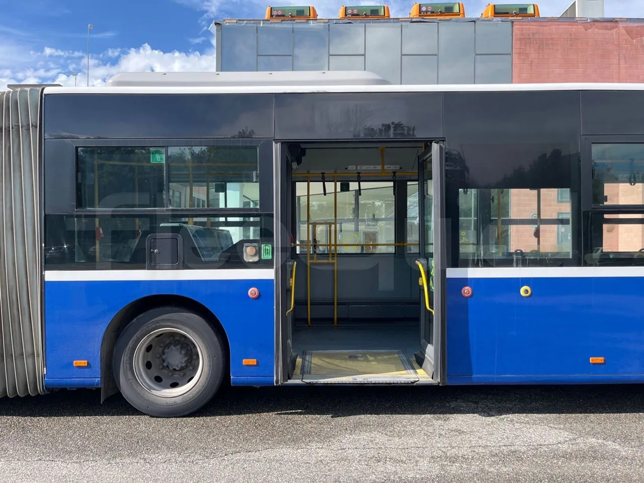 Сочленённый автобус Mercedes-Benz Conecto: фото 14