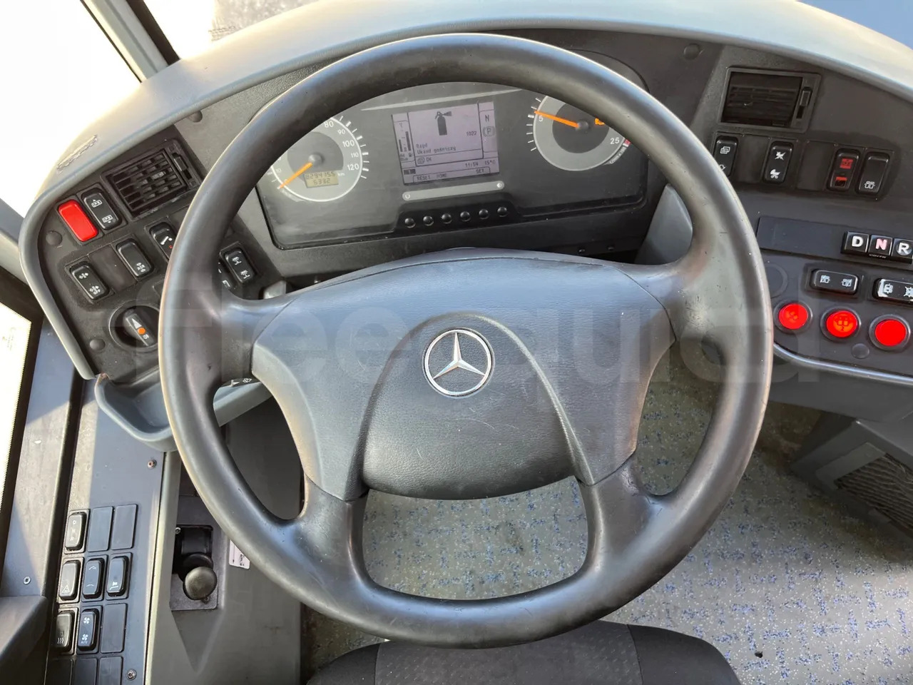 Сочленённый автобус Mercedes-Benz Conecto: фото 24