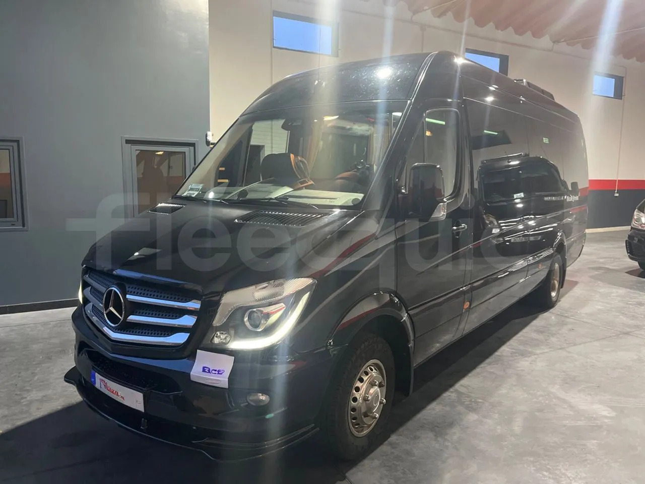 Mercedes-Benz Sprinter - Микроавтобус, Пассажирский фургон: фото 4 Mercedes-Benz Sprinter - Микроавтобус, Пассажирский фургон: фото 4