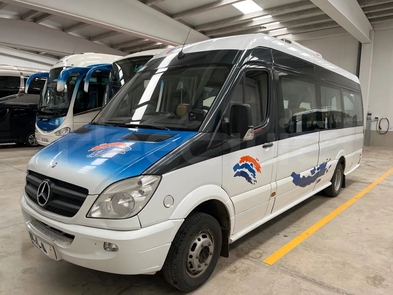 Mercedes-Benz Sprinter - Микроавтобус, Пассажирский фургон: фото 4 Mercedes-Benz Sprinter - Микроавтобус, Пассажирский фургон: фото 4