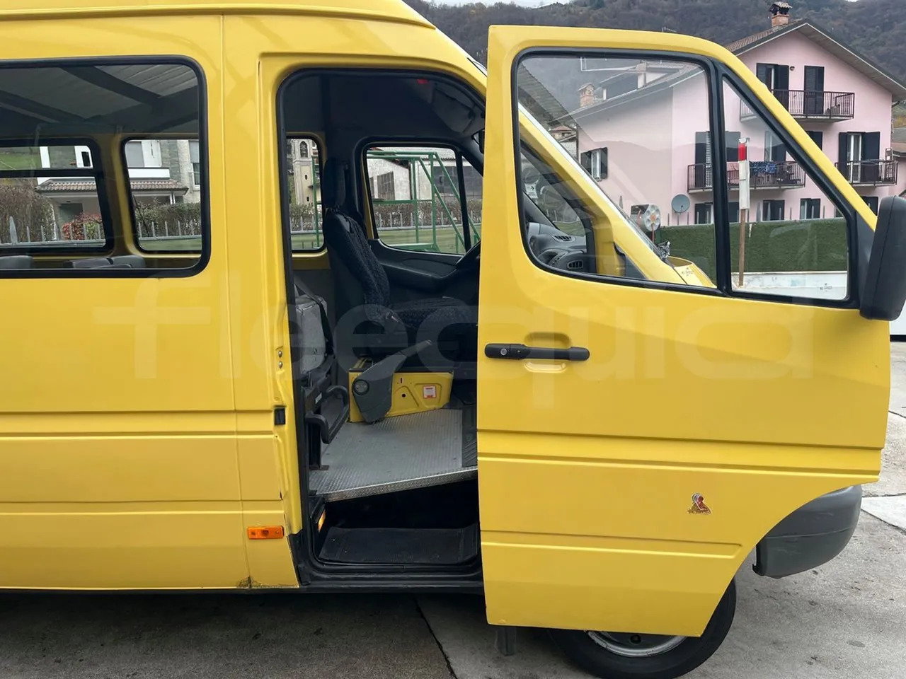 Микроавтобус, Пассажирский фургон Mercedes-Benz Sprinter: фото 13