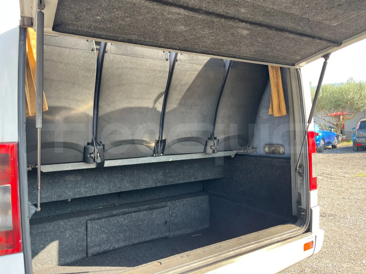 Пригородный автобус Mercedes-Benz Sprinter: фото 8