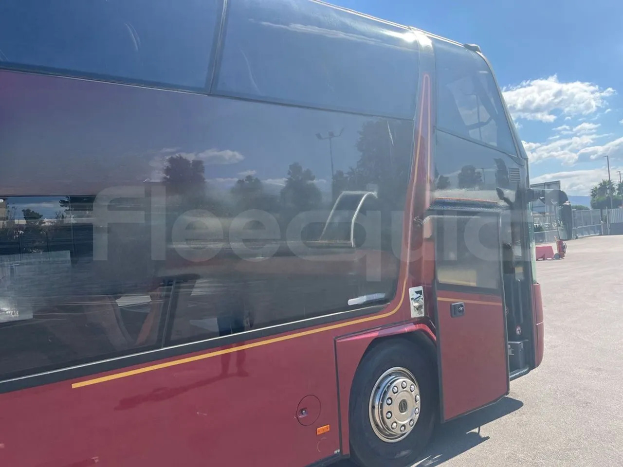 Туристический автобус Neoplan 1122/3: фото 18