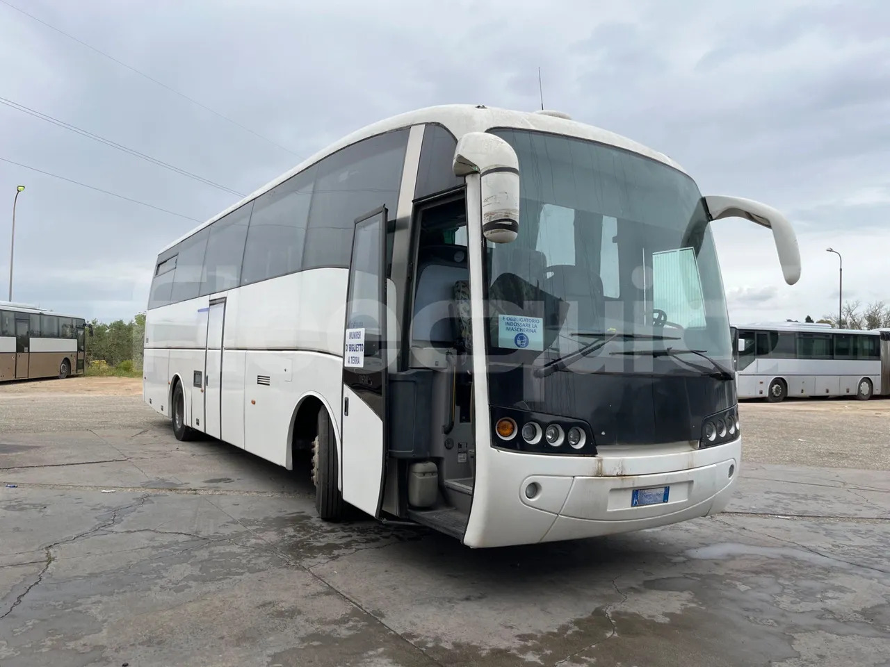Volvo B12 - Туристический автобус: фото 1 Volvo B12 - Туристический автобус: фото 1