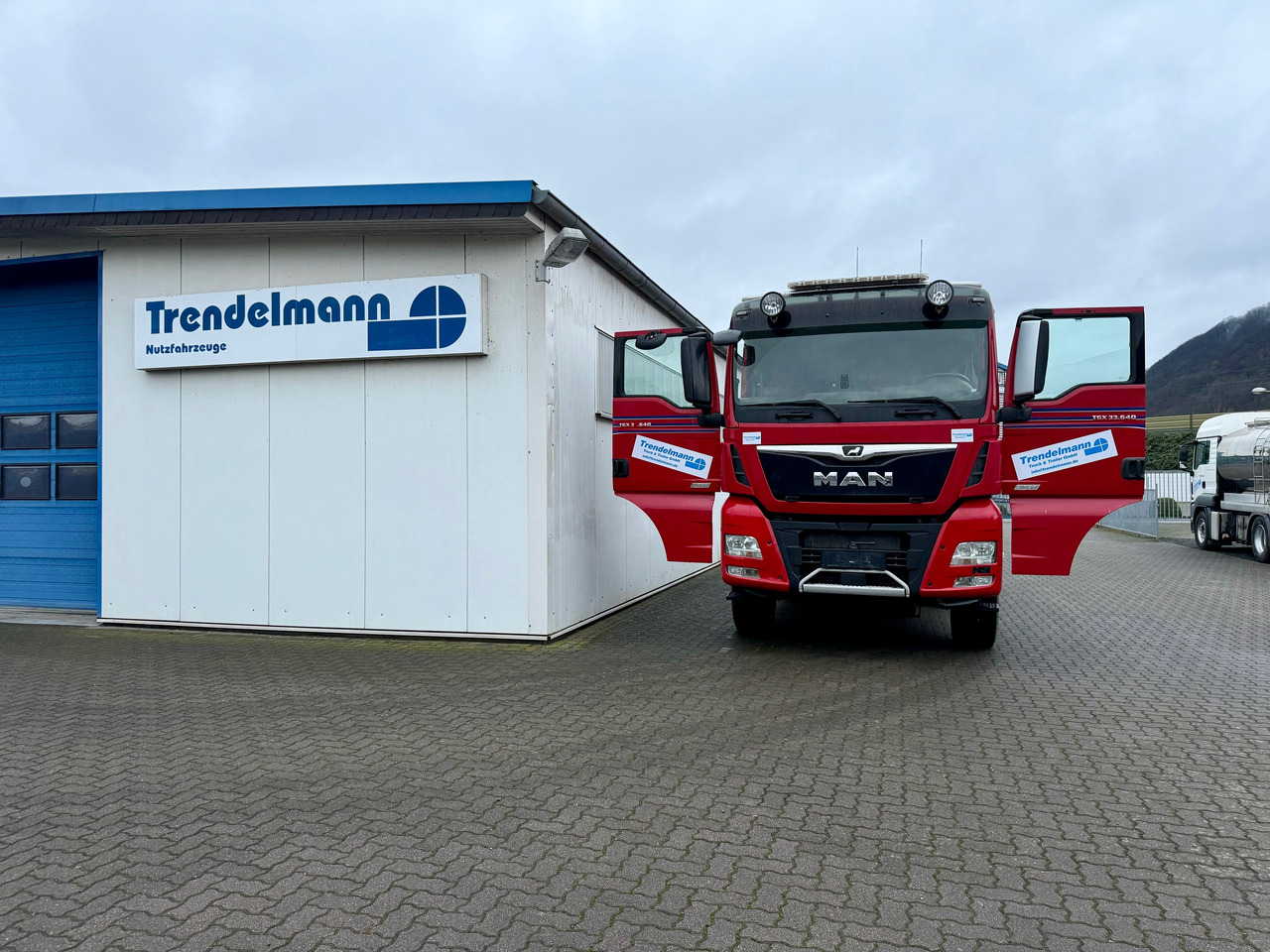 MAN TGS 33.640 6x4 Kipphydraulic-Retarder - Тягач: фото 3 MAN TGS 33.640 6x4 Kipphydraulic-Retarder - Тягач: фото 3