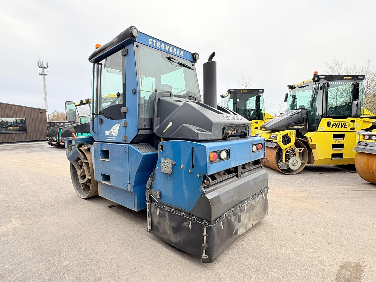 BOMAG BW 154 ACP 4v AM - Комбинированный каток: фото 5 BOMAG BW 154 ACP 4v AM - Комбинированный каток: фото 5