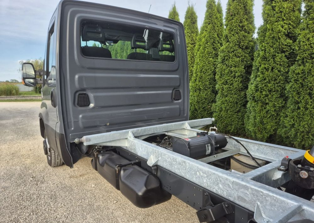 Iveco 35C15 3.0 150KM - Малотоннажный самосвал: фото 4 Iveco 35C15 3.0 150KM - Малотоннажный самосвал: фото 4