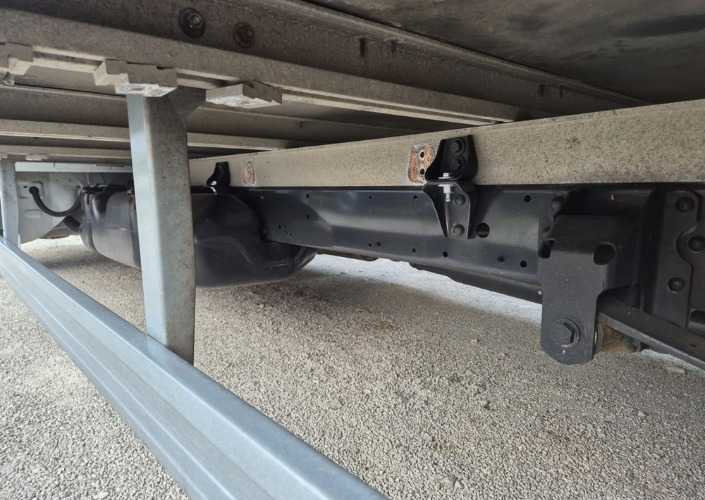 Iveco 35s14 140KM - Тентованный фургон: фото 5 Iveco 35s14 140KM - Тентованный фургон: фото 5