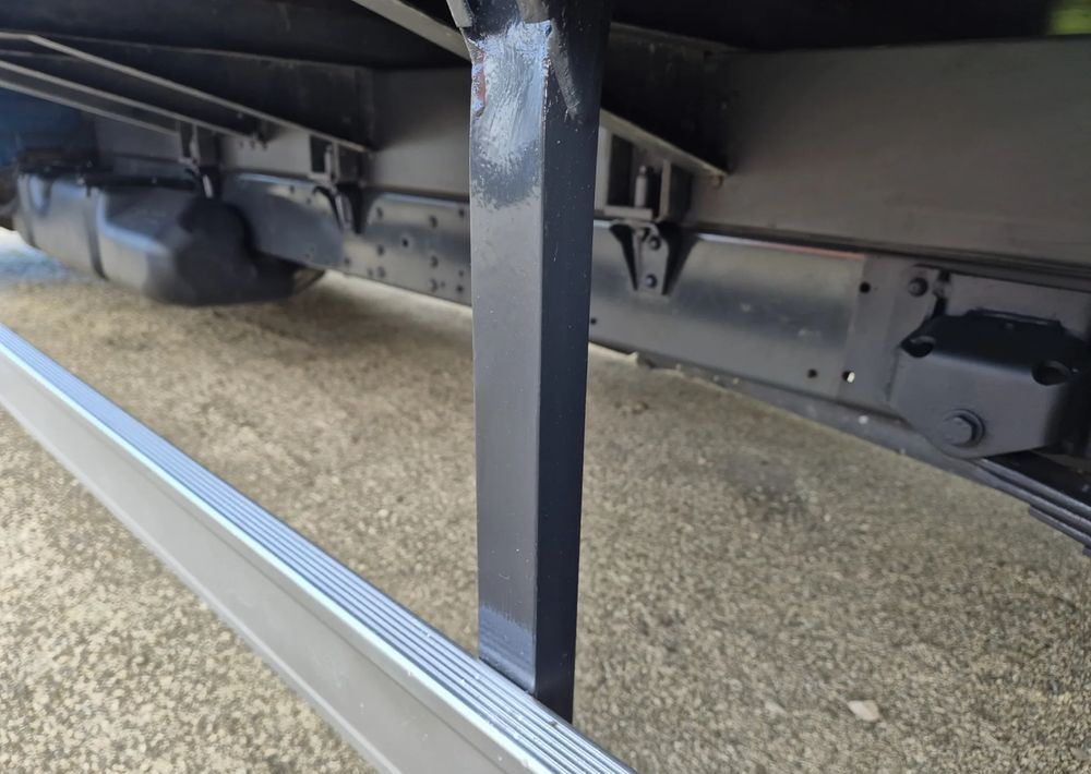 Iveco 65C15 3.0 150KM/ Skrzyniowy/ - Малотоннажный бортовой грузовик: фото 5 Iveco 65C15 3.0 150KM/ Skrzyniowy/ - Малотоннажный бортовой грузовик: фото 5