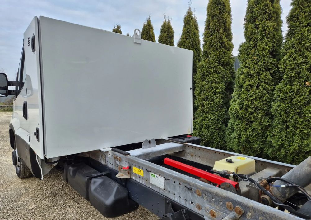 Iveco IVECO 35C17 3.0 170KM *HIMATIC* - Малотоннажный самосвал: фото 4 Iveco IVECO 35C17 3.0 170KM *HIMATIC* - Малотоннажный самосвал: фото 4