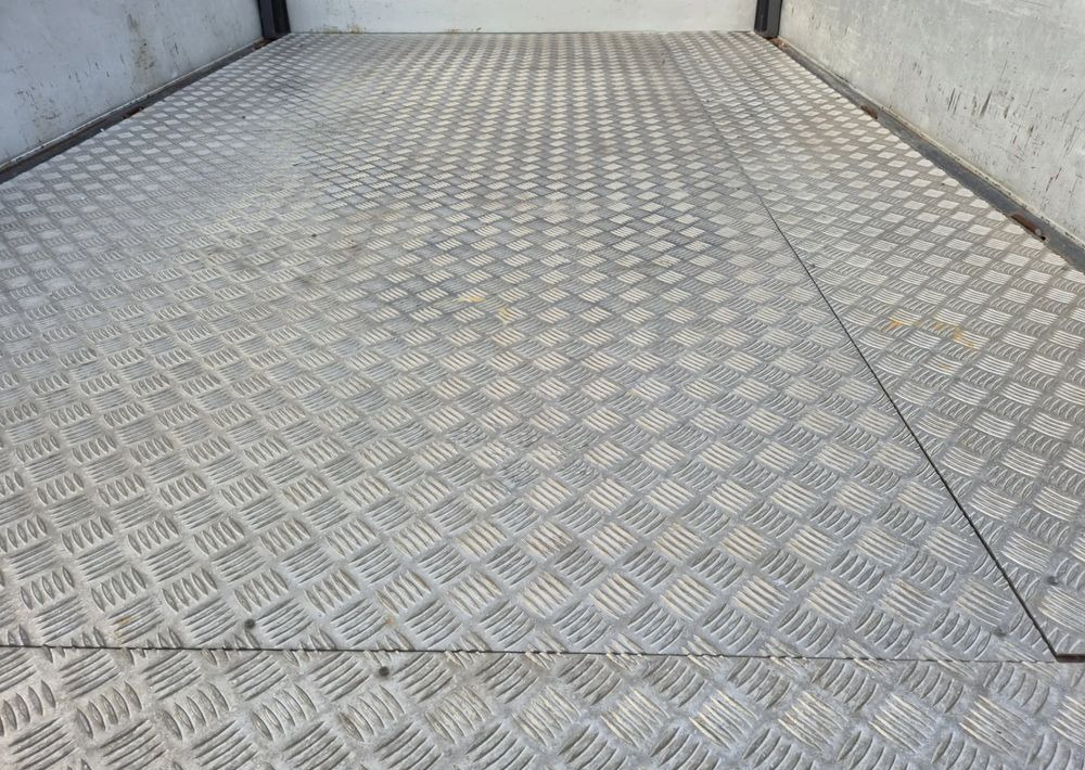 Peugeot Boxer 2.2 150KM brygadówka Maxi wzmocniony koła 16 cali Dubel - Грузопассажирский фургон: фото 4 Peugeot Boxer 2.2 150KM brygadówka Maxi wzmocniony koła 16 cali Dubel - Грузопассажирский фургон: фото 4