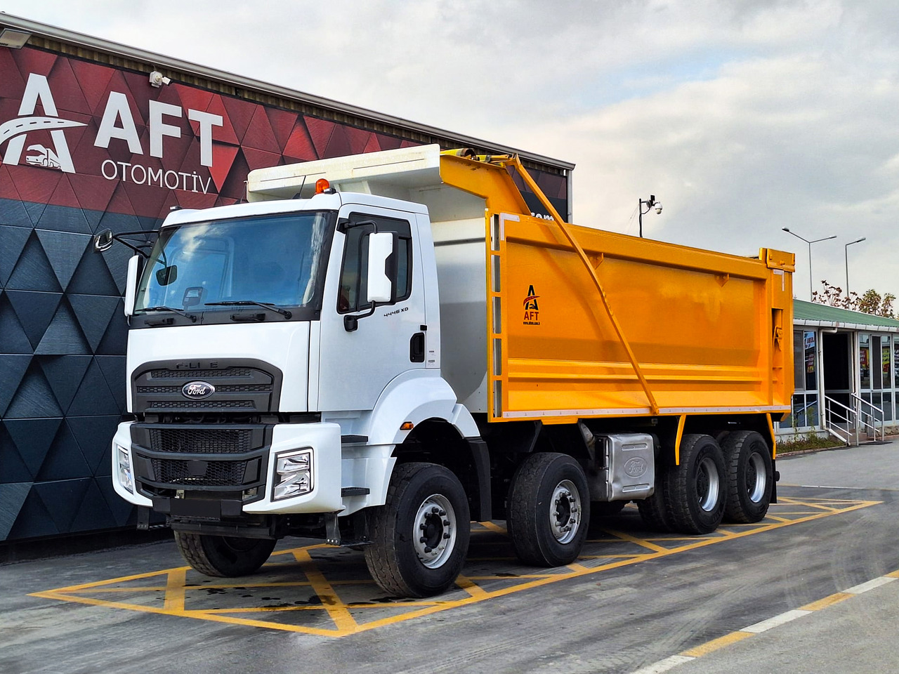 FORD 4445 XD - Самосвал: фото 1 FORD 4445 XD - Самосвал: фото 1