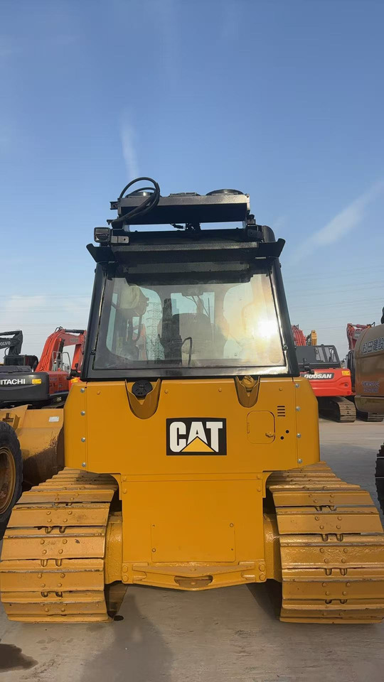 CATERPILLAR D5k diesel compact precision fuel-efficient cater bulldozer - Бульдозер: фото 4 CATERPILLAR D5k diesel compact precision fuel-efficient cater bulldozer - Бульдозер: фото 4