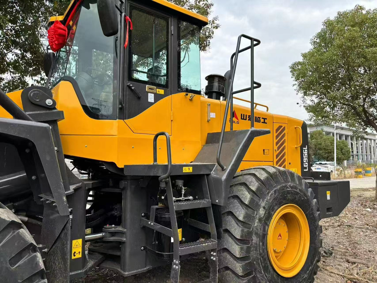 SDLG LG956L front loader 5 ton class china brand - Колёсный погрузчик: фото 5 SDLG LG956L front loader 5 ton class china brand - Колёсный погрузчик: фото 5