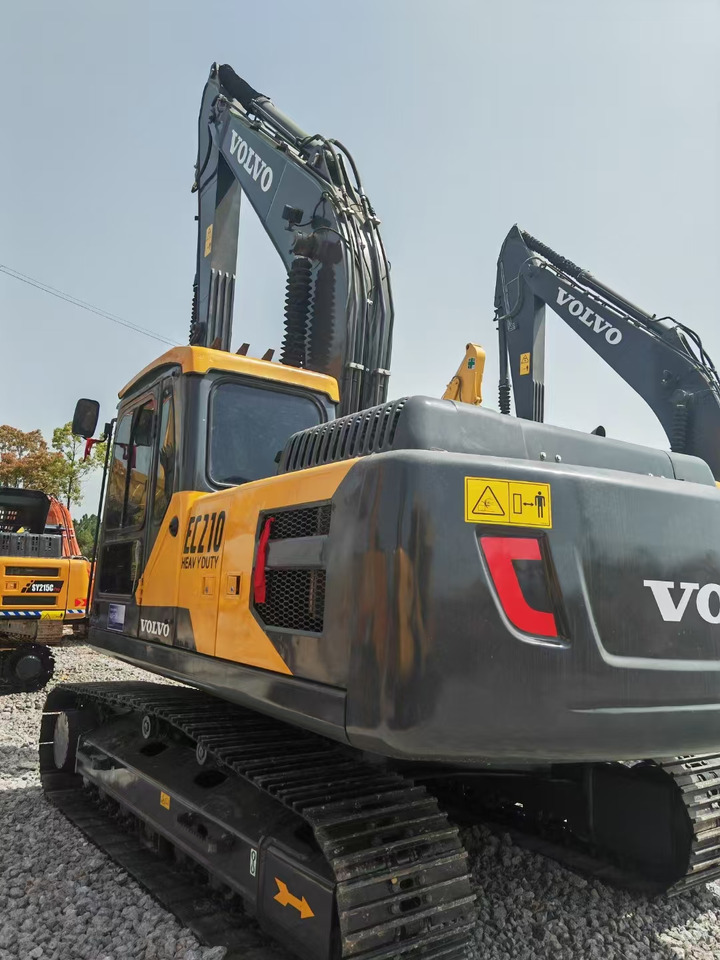 VOLVO EC210 used Volvo excavator medium-sized tracked hydraulic excavator Construction Engineering - Гусеничный экскаватор: фото 1 VOLVO EC210 used Volvo excavator medium-sized tracked hydraulic excavator Construction Engineering - Гусеничный экскаватор: фото 1