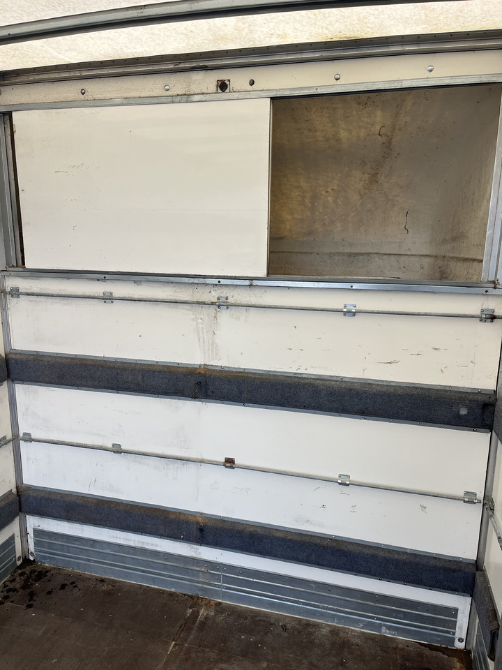 Фургон с закрытым кузовом IVECO DAILY: фото 6 Фургон с закрытым кузовом IVECO DAILY: фото 6