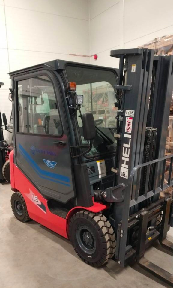 HELI CPCD18-XC26H - Вилочный погрузчик: фото 1 HELI CPCD18-XC26H - Вилочный погрузчик: фото 1